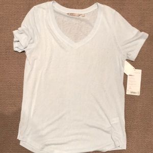 Scoop v neck